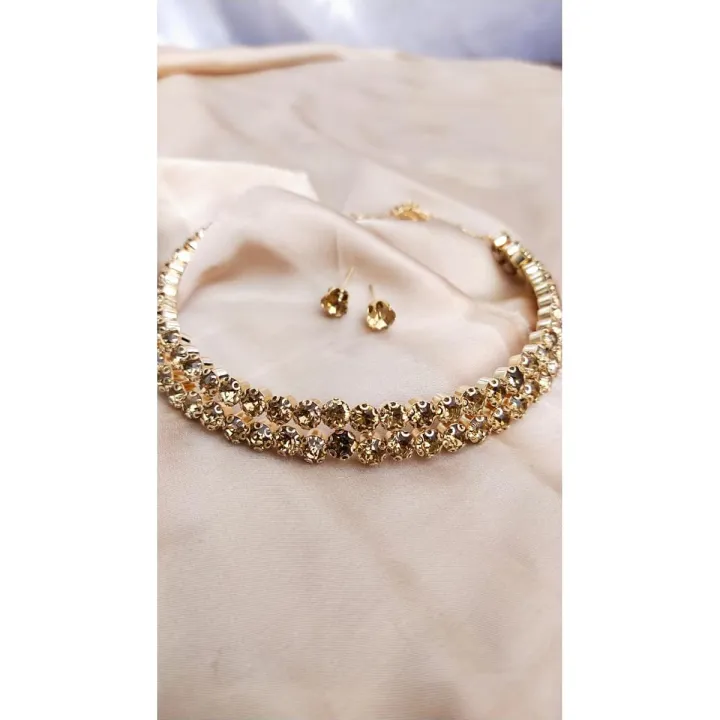 Beautiful%20Chokar/%20necklace%20with%20tops%20-%20%20Jewelry%20Set%20Necklace%20and%20earrings%20For%20Women%20&%20Young%20Girl%20-%20Zircon%20Style%20Gold%202%20Layer%20Necklace%20Set%20with%20Studs%20-%20Image%202