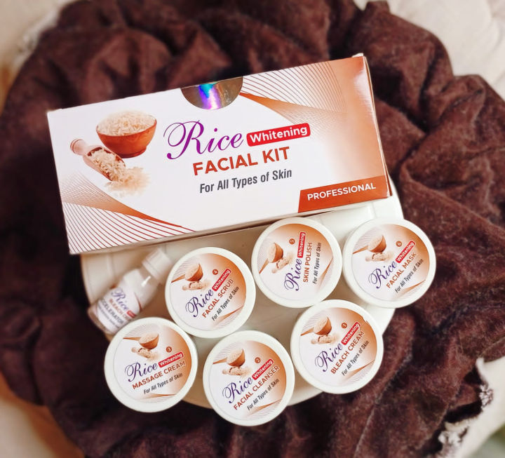 Rice Whitening Ultra Glowing Facial Kit For All Skin Types -100ml