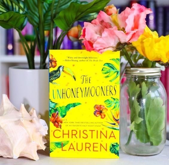 The%20Unhoneymooners%20Book%20by%20Christina%20Lauren%20(Book%20Been)%20-%20Image%202
