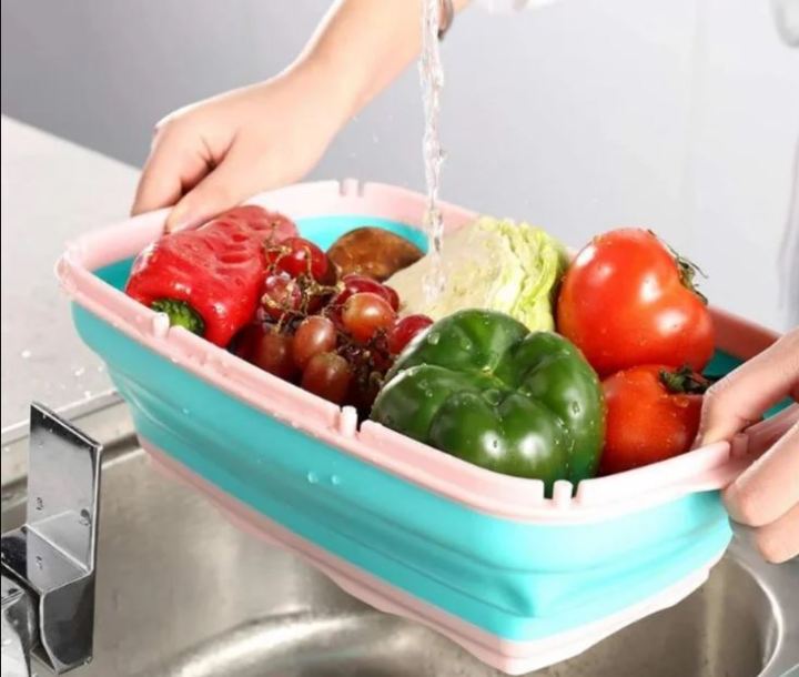 Multifunctional%209in1%20Chopping%20Board%20with%20Drainer%205pcs%20Vegetable%20Slicer%20Cutters,%202%20Knives%20and%201%20Collapsible%20Colander%20for%20Kitchen%20-%20Image%204