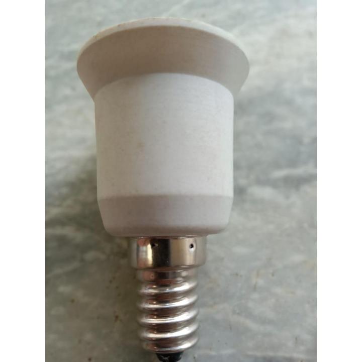 Adapter Screw Bulb Socket Lamp Holder Converter form E14 to E27