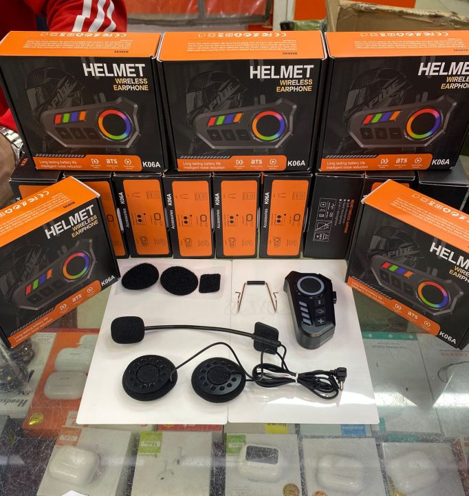 K06A%20Motorcycle%20Helmet%20Bluetooth%20Headset%20-%20Wireless%20Intercom%20&%20Music%20Player%20-%20Waterproof,%20Intelligent%20Noise%20Reduction%20with%20RGB%20Lights%20&%20Mic%20-%20Image%203