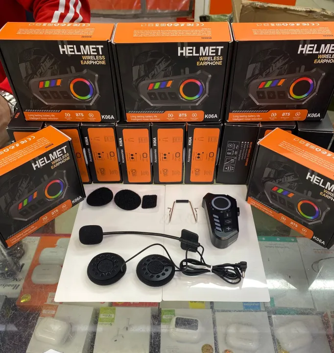 K06A%20Motorcycle%20Helmet%20Bluetooth%20Headset%20-%20Wireless%20Intercom%20&%20Music%20Player%20-%20Waterproof,%20Intelligent%20Noise%20Reduction%20with%20RGB%20Lights%20&%20Mic%20-%20Image%203