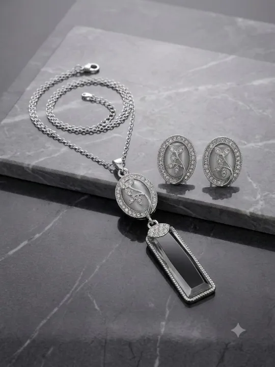 Hip%20Hop%20Broken%20Heart%20Pendant%20Necklace%20Diamonds%20Pendants%20golden%20selvar%20Twist%20Chain%20Jewelry%20Sweater%20Chain%20-%20Image%208