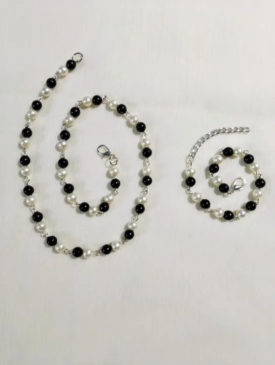 Bracelet%20and%20Necklace%20Combo%20of%20Chain,%20Beads%20%7C%20Elegant%20Bracelet%20And%20Necklace%20Combo%20With%20Extension%20%7C%20Unique%20Fashion%20Accessories%20For%20Women%20%7C%20Beautiful%20and%20Lightweight%20Jewelry%20-%20Image%208