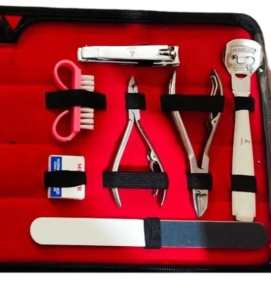 Pro%20Level%20Manicure%20Pedicure%20Salon%20Quality%20Tools%20for%20Professional%20Results%20-%20Image%203