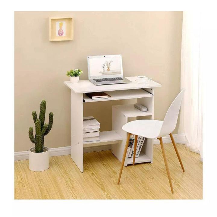 Smart computer table