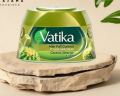 Vatika Extreme Moisturizing Styling Hair Cream – Almond (140ml) | Deep Nourishment & Frizz Control | UAE Brand 💖. 
