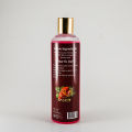 SL Basics Strawberry Body Wash 300ml - Shower Gel - A fruity, citrusy blend to transform your bathing experience in a perfect me-time. Divine scent of Strawberry to give your bath a boost with our refreshing, yummy shower gel.. 