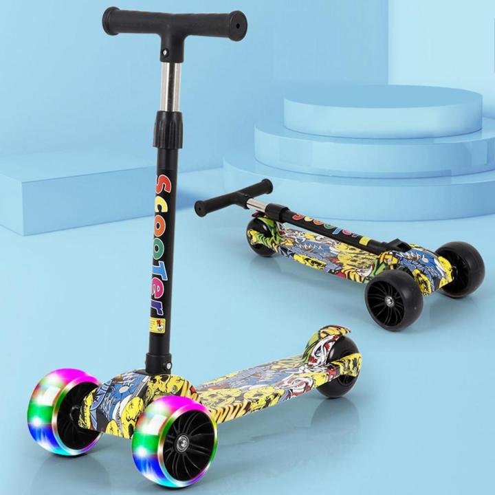 Kids Toddlers Scooters 3 Wheels Kick Scooter with PU Flashing Wheels Scooters for Boys Girls Children from 2 to 12 Year Old