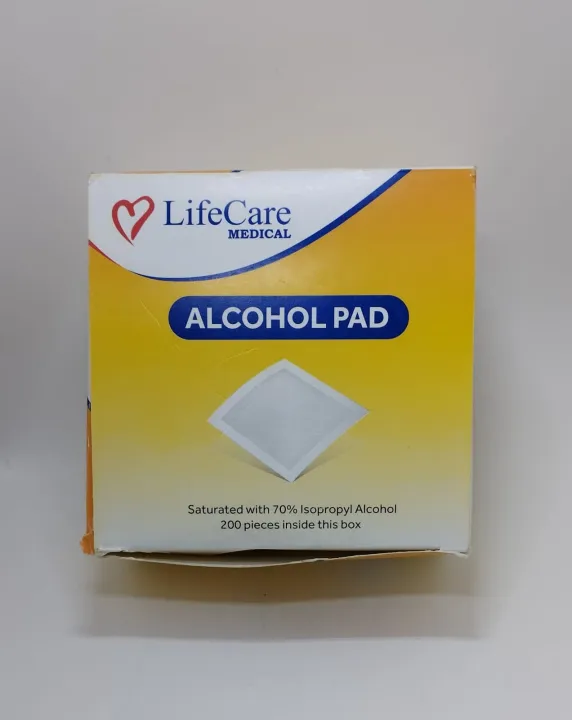 100%20pieces%20Alcohol%20Pad%20/Alcohol%20Swab%20-%2070%25%20Isopropyl%20-%20Image%204