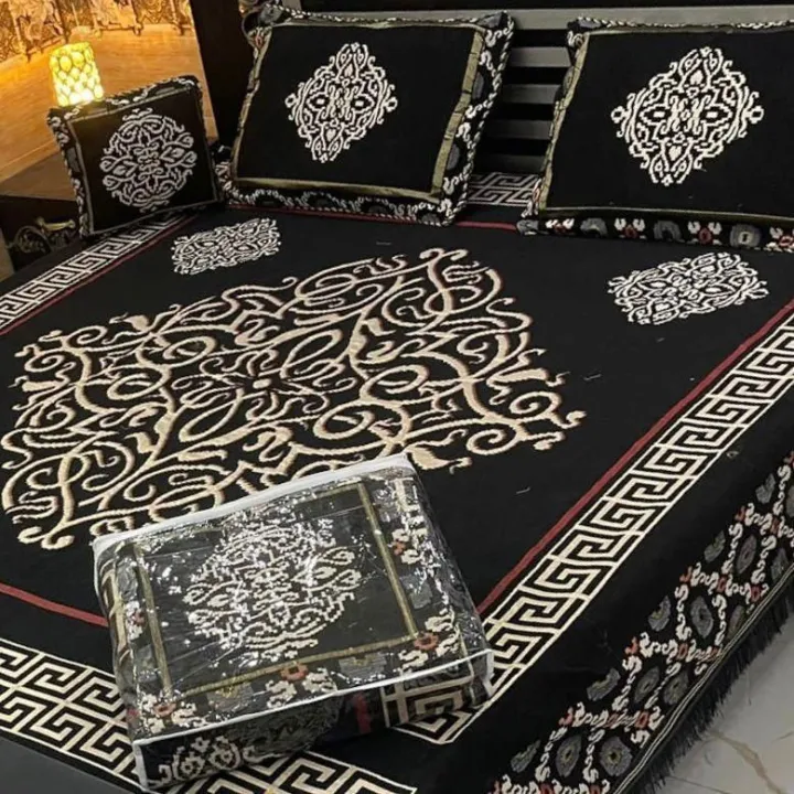 Velvet%20Bedsheet%20King%20Size%20For%20Bridal%20/%20Velvet%20Bed%20Sheet%20King%20Size%204PCS/%20Double%20Bedsheet%20Set%20Fabric%20Velvet%20Jacquard%20Fancy%20Bed%20Sheet%20-%20Image%203