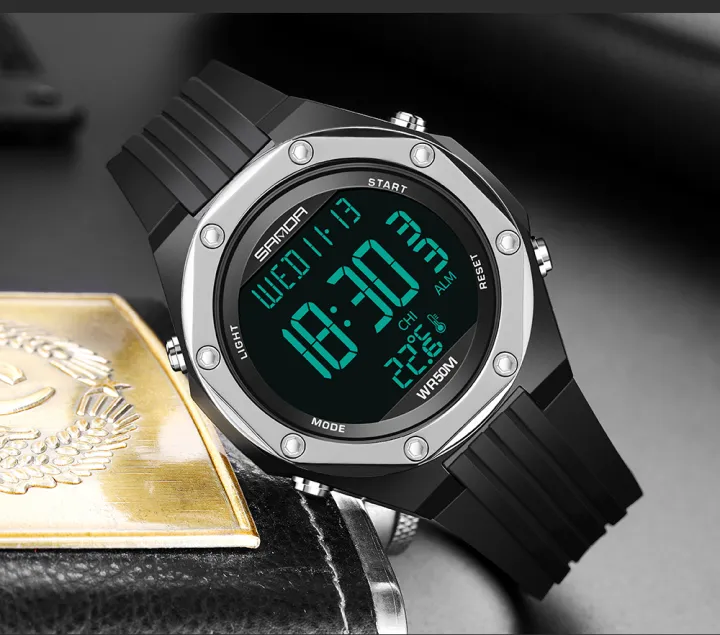 Stylish%20LED%20Digital%20Sports%20Watches%20For%20Men%20By%20Shopping%20Wave%20-%20Image%205