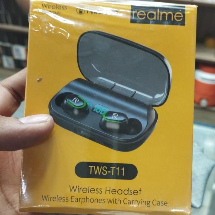 T11%20TWS%20Bluetooth%20earbuds%20-%20Image%203