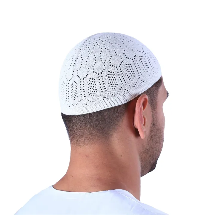 Pack%20of%201%20Knitted%20Prayer%20Cap%20-%09Namaz%20Cap%20for%20men-Pakistani%20prayer%20cap%20-%20Image%202