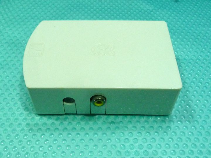 Raspberry%20Pi%20-%20Model%20B%20in%20Original%20Respberry%20CASE%20-%20Image%206