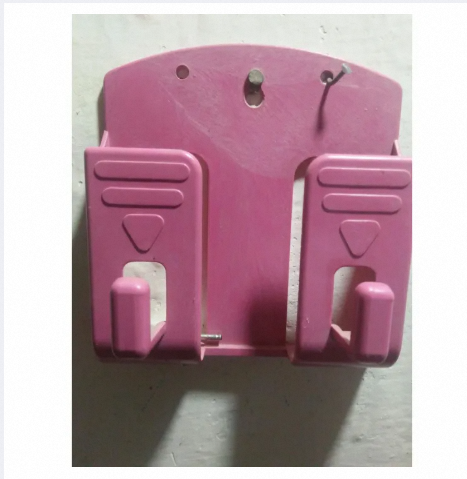 Tag%20Wall-Mounted%20Mobile%20Phone%20Charging%20Stand%20-%20Image%206
