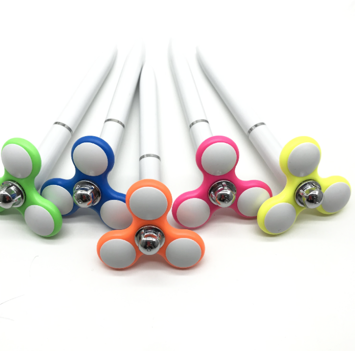 01 Pc Fidget Spinner pen. |fidget spinner ball point, easy to grip pen, comfortable to hold