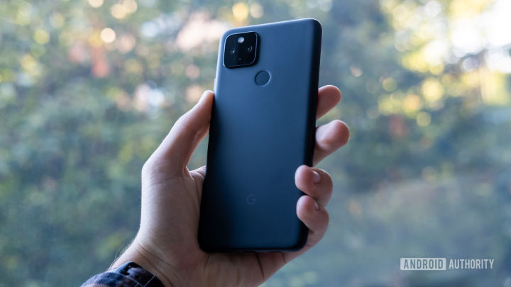 Google%20Pixel%204A%20%205G%20-%206GB%20RAM%20-%20128GB%20Storage%20-%203885mAh%20Battery%20-%20Official%20PTA%20Approved%205G%20Phone%20-%20Image%206