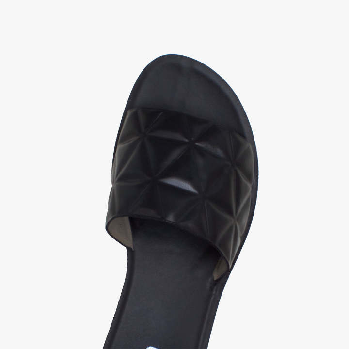 Liza%20Women's%20Padded%20Flat%20Chappal%20For%20Women%20/%20Flat%20Sandals%20For%20Women%20/%20Chappal%20For%20Women%20-%20Shoes%20For%20Women%20-%20Image%204