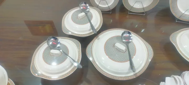 80%20Pcs%20Premium%20Quality%20Plastic%20Dinner%20Set%208%20Persons%20Serving,%20Elegant%20Design%20Durable%20Plastic%20Dinner%20Set%20-%20White%20-%20Image%204