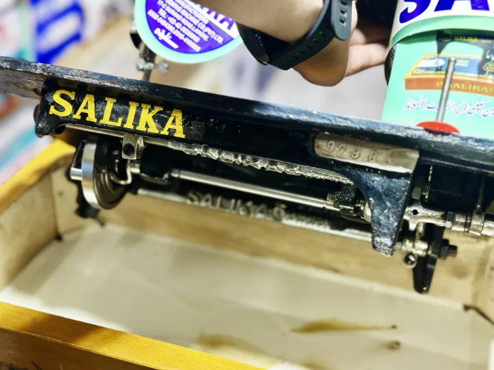 Salika%20Sewing%20Machine%20/%20Salai%20Machine%20100%25%20%20Orignal%20For%20Commercial%20And%20Regular%20Use%20-%20Image%204