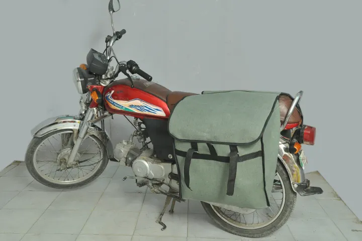 Bike%20bag%20in%20canvas,%20motorcycle%20side%20bag,%20bike%20tank%20bag,%20bike%20box,%20bike%20storage%20bag.%20-%20Image%207