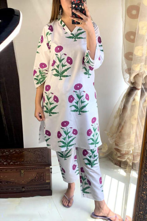 Aadaab Stitched Sun Sunflower Printed 2Pc Dress for Woman and young girls: Unique and Elegant Premium quality
