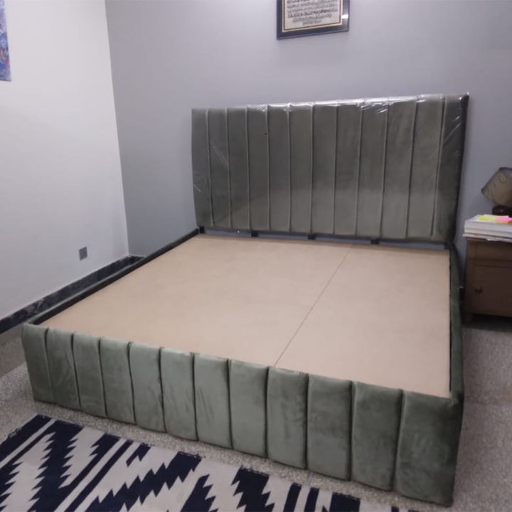 Stylish%20plush%20valvet%20bed,%20Furniture%20Factory%20-%20Image%202