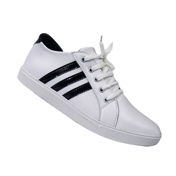 Latest casual sneaker,Light weight fashion sheos,white lace golden touch Trendy running walking shoes
