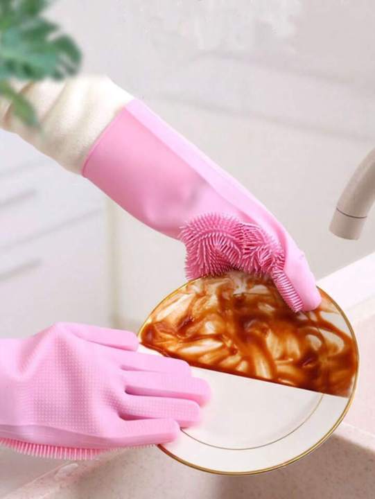Magic%20Reusable%20Silicone%20Gloves%20with%20Wash%20Scrubber,%20Heat%20Resistant,%20for%20Cleaning,%20Household,%20kitchen,Dish%20Washing,%20bathroom%20,%20car,%20pet%201%20left%201%20right%20hand%20gloves%20pair%20(AL%20MAKKAH)%20-%20Image%203