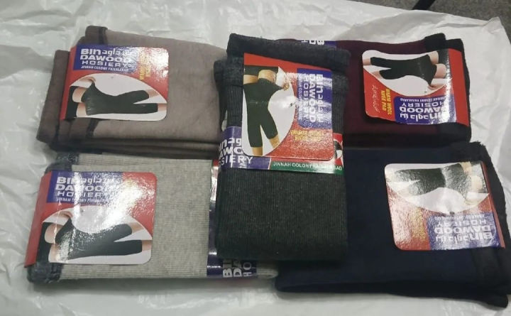 Winter%20Thermal%20Knee%20Warmers%20%7C%20Cashmere%20Wool%20Fleece-Lined%20Knee%20Pads%20%7C%20Leg%20Warmers%20for%20Men%20and%20Women%20%7C%20Anti-Cold%20Knee%20Support%20Brace%20%E2%80%93%201%20Pair%20Soft%20Stretchable%20Knee%20Protector%20-%20Image%203