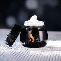 The same brand of Xiuse black bandage, light lines, anti-wrinkle eye cream, lighten eye circles, moisturizing and moisturizing, authentic domestic old brand. 