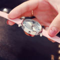 Popular Douyin Online Influencer ins Fashion Lady Watch Women's Watch Quartz Belt Student Factory in Stock. 