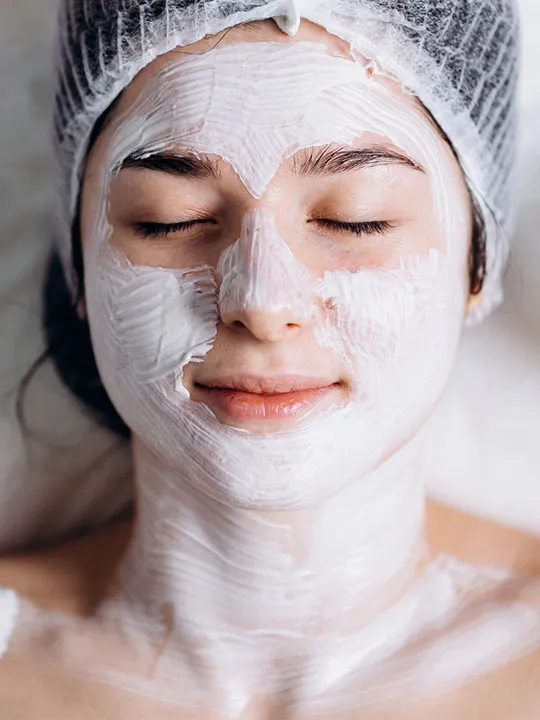 Golden%20Pearl%20%20Skin%20Lightening%20Facial%20Kit%20-%20Image%204