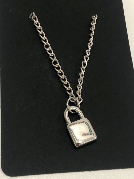 Timeless%20Lock%20&%20Key%20Charm%20Pendant%20%E2%80%93%20Symbol%20of%20Love%20&%20Mystery%20,%20lock%20alloy%20charm%20pendant,%20Key%20alloy%20charm%20pendant%20,%20lock%20and%20key%20pair(2pcs)%20alloy%20charm%20pendant%20-%20Image%203