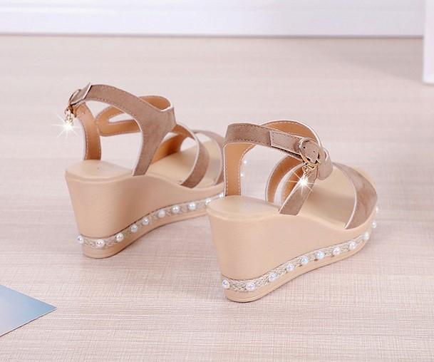 PEARL%20HIGH%20HEELS%20WEDGE%20SANDALS%20-%20Image%204