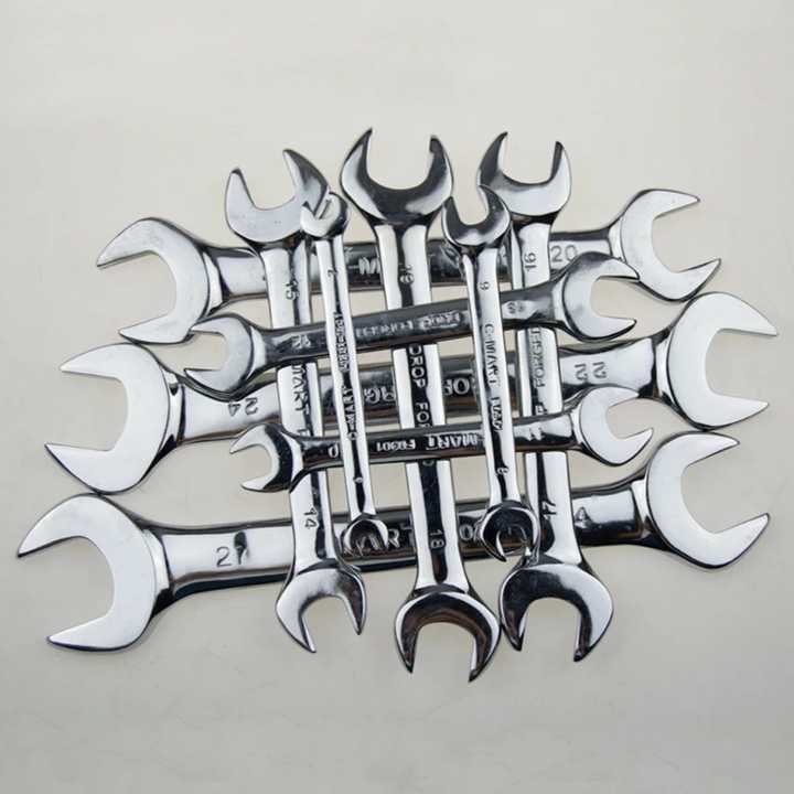 Duble%20Headed%20Spanner%20Multi%20-Function%20High%20carbin%20Steel%20Wrench%2010%20MM%20T0%2022%20MM%20-%20Image%203