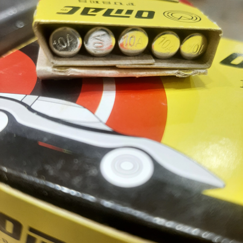 Fuse%2010%20Amp%20100pcs%20pack,%20Fast-Blow%20Fuse%2010%20Amp%205x20mm%20-%20Image%205