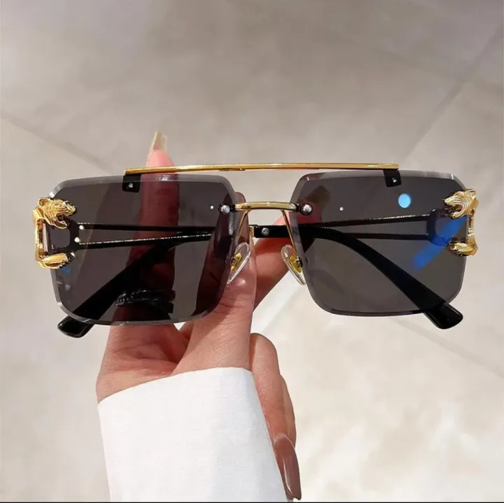 Luxury%20Rimless%20Sunglasses%20for%20Men%20%E2%80%93%20Gold%20Metal%20Frame%20with%20Panther%20Side%20Design,%20Square%20Stylish%20Shades,%20Premium%20Fashion%20Eyewear%20-%20Image%203