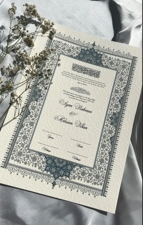 Nikah%20certificate%20with%20frame%20/%20Luxury%20Nikah%20Certificate/%20Premium%20Hand%20Designed%20Islamic%20Wedding%20Contract/%20Nikah%20Nama%20Certificate%20/%20Muslim%20Marriage%20Certificate/%20Personalised%20Names/%20Ayaat/%20Custom%20Nikah%20Nama%20wihfso%20o%20Islami%20style%20and%20traditional%20pattern%20-%20Image%204