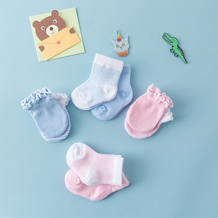 I LOVE DADDY&MUMMY-4Pairs/Lot Lace Ruffles Baby Socks Gloves Set Breathable Cotton Infant Socks Anti Scratch Newborn Protection Face Mittens Socks