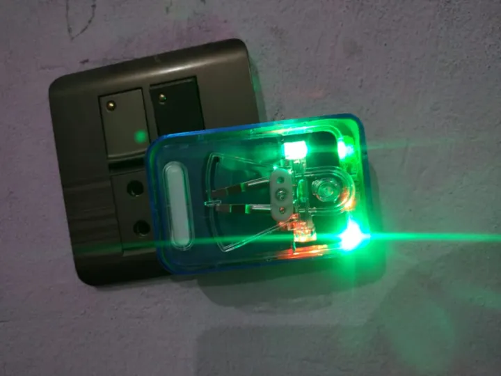 Universal%20Charger%20Premium%20Quality%20-%20Daddu%20Charger%20DESKTOP%20CHARGER%20-%20Image%203