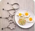 Egg Ring 4pcs Different Shapes Stainless Steel Fried Egg Molds with Handle Omelet Mold Non Stick Fried Egg Ring Metal Kitchen Cooking Tool for Breakfast. 