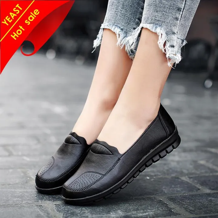PU%20Light%20Leather%20For%20Women%20Casual%20Flat%20Ladies%20Shoes%20Nurse%20Soft%20Peas%20Loafer%20Flats%2035-41%20-%20Image%202