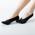 Yoga toe socks socks wholesale spring summer thin mesh breathable sweat absorbent invisible shallow silicone stockings boat socks. 