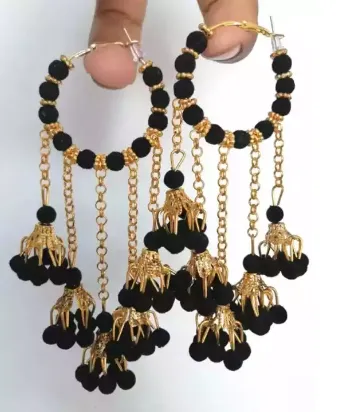 Black%20earrings%20for%20women/girls%20-%20Image%203