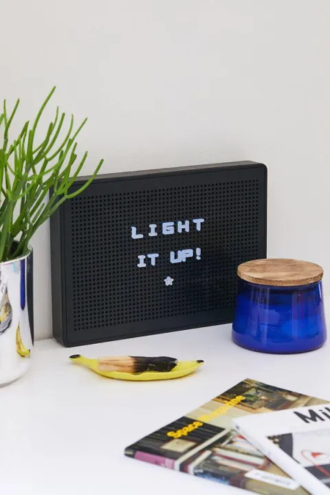 LED%20Light%20Up%20Peg%20Board%20Message%20Board%20With%20Alphabets%20-%20Image%206