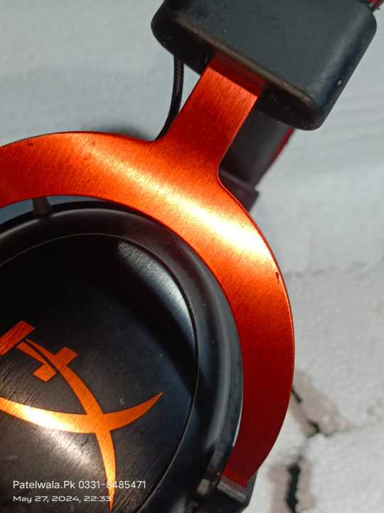 HyperX%20Cloud%20Alpha%20-%20Gaming%20Headset,%20Dual%20Chamber%20Drivers,%20Legendary%20Comfort,%20Aluminum%20Frame,%20Detachable%20Microphone,%20Works%20on%20PC,%20PS4,%20PS5,%20Xbox%20One/%20Series%20X%7CS,%20Nintendo%20Switch%20and%20Mobile%20%E2%80%93%20Red%20(%20WITHOUT%20BOX%20AMERICAN%20USED%20)%20-%20Image%209