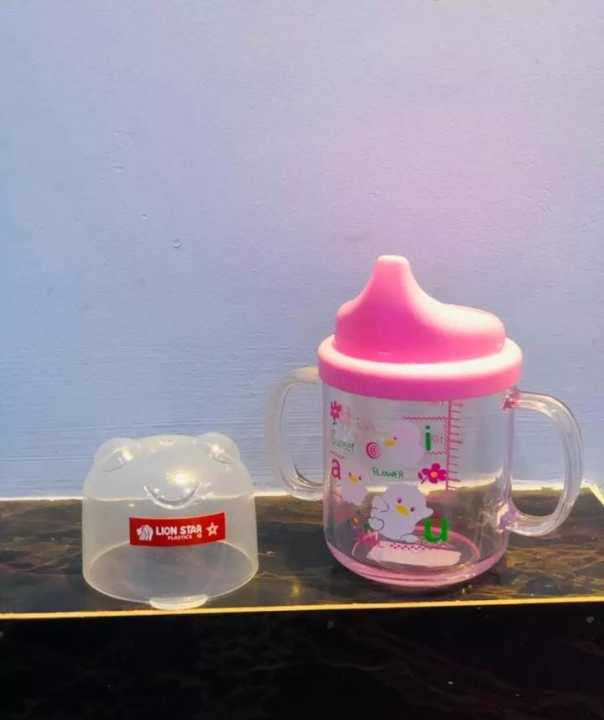 10.%20Baby%20Non-Spill%20Training%20Mug%20With%20Lid%20-%20Image%202
